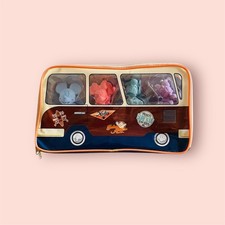 Disney Store Mickey’s Surf’s Up Team Riders Chalk Set In A Bus Theme Carry Case