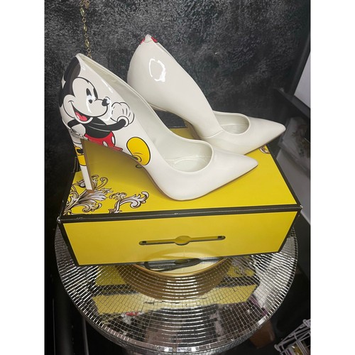 Aldo disney collection size - aldo, collection.size