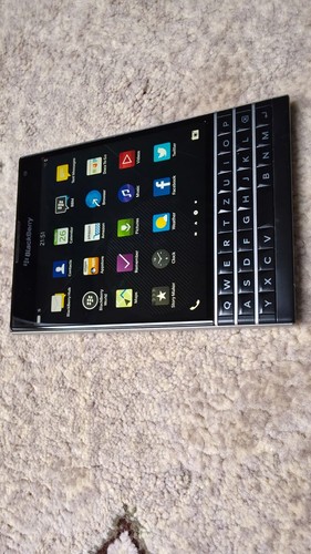 Mint condition blackberry - condition,
