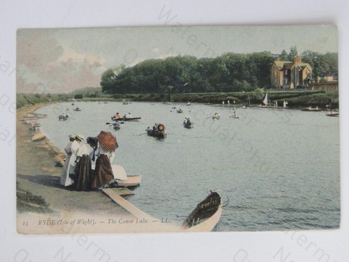 Ryde canoe lake - isle, of