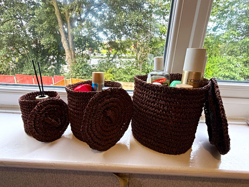 Set brown woven - 3, lidded