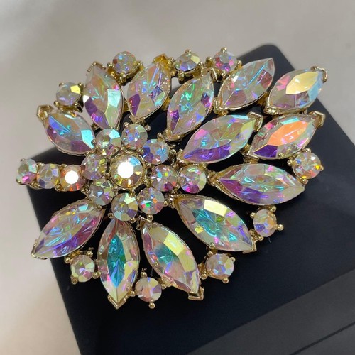 Weiss vintage crystal leaf - vintage,