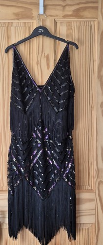 Black sequin fringe flapper - black,
