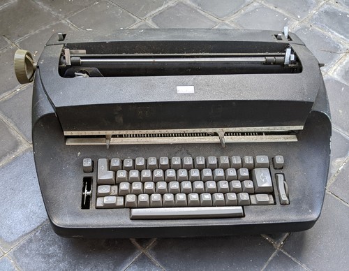 Vintage ibm selectric golf - ibm,