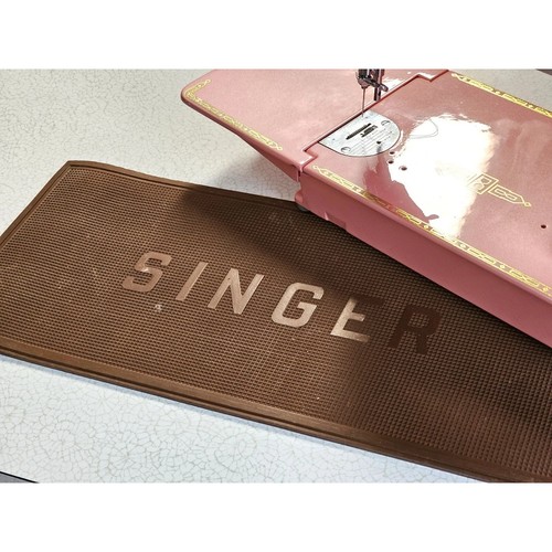 Vintage singer sewing machine - vintage,