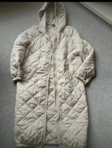 Ladies quilted coat size - quilted, 6/8