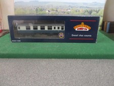 BACHMANN BR MK1 BSK BRAKE CORRIDOR COACH BR BLUE/GREY CAT NO.39-075A