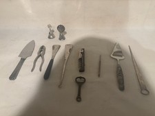 11 Kitchen Supplies, Nut Cracker, Bottle Opener, Cake Server Etc Au41