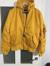 Alpha Industries MA-1 Bomber