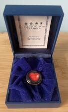 Rare  Boxed Halcyon Days Small Red Love Heart Screw Top Enamel Box