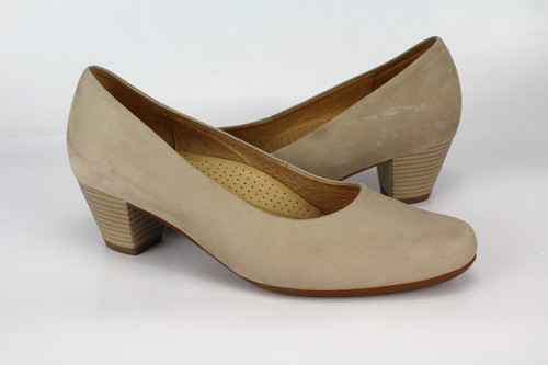 Gabor size 4 ladies - 37, uk.4