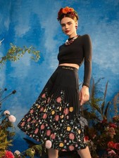 Frida Kahlo By SHEIN Mid Skirt