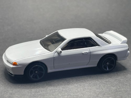 Hot wheels nissan - wheels, skyline