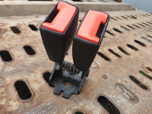 Freelander seat belt buckle - 2,