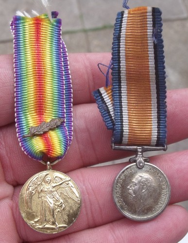 Period ww1 miniature medal - miniature,