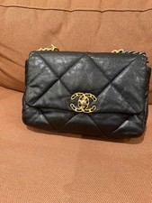CHANEL CHANEL 19 Flap Bag