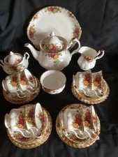 Royal Albert Old Country Roses