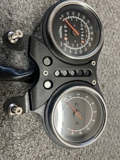 Triumph Thunderbird 900 Clocks