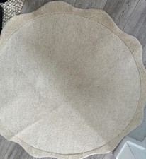 Dunelm bonnie scallop wool