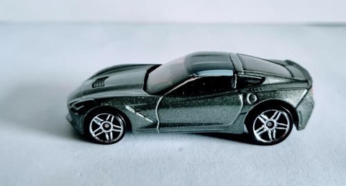 Hotwheels corvette stingray - 14,