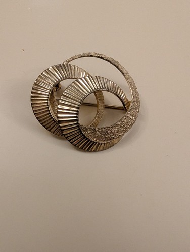 Gold coloured rams horn - gold,