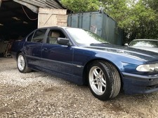 BMW E38 wheel nut breaking car 