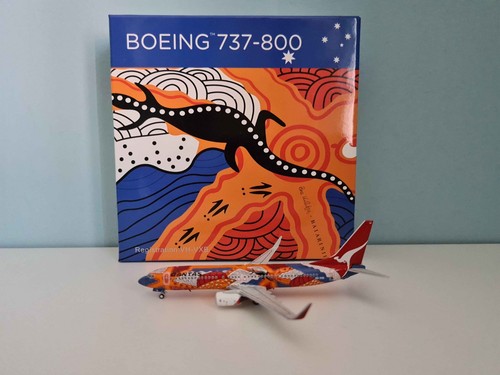 Qantas airways boeing 737 800 - airways, 737-800