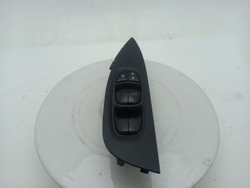 Nissan qashqai electric window - nissan,