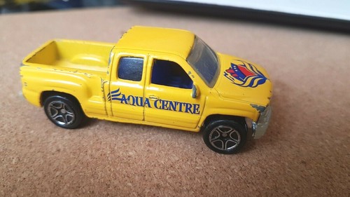 Matchbox chevrolet silverado - matchbox,