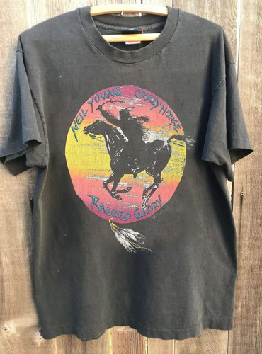 Vintage neil young crazy - young, horse