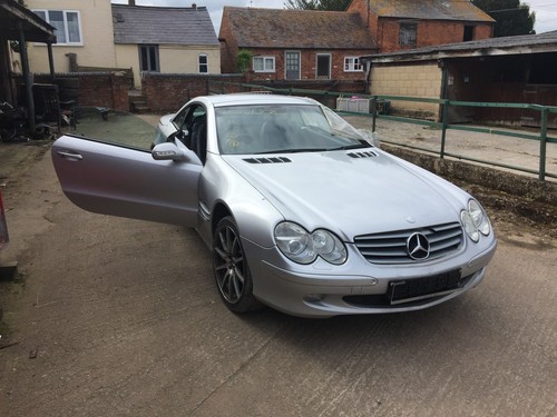 Mercedes bonnet r230 - mercedes, sl