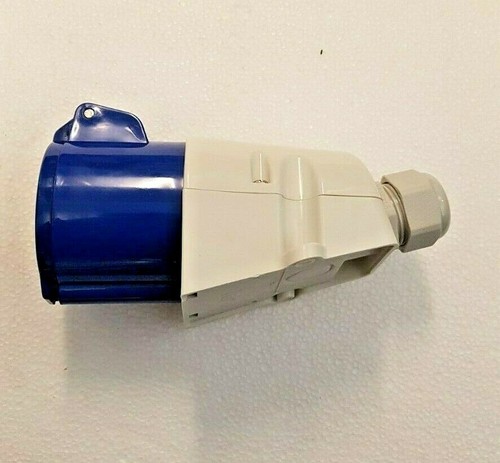 Amp pin socket - ,