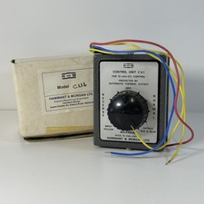 HAMMANT & MORGAN Hand Held