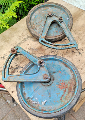 Pair vintage john - pair, hornsby/ih