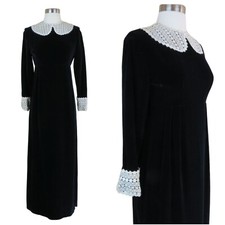 VINTAGE 60s 70s Black Velvet