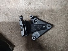 Z20let Engine Bracket
