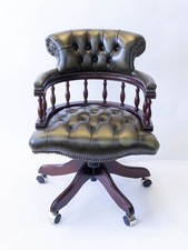 Chesterfield captains desk