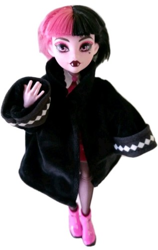Monster high draculaura doll - monster,