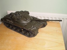 TAMIYA 1/25 CHIEFTAN TANK RADIO CONTROL READY GOOD CONDITION