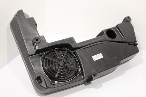 Audi avant sub woofer - b8,