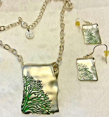 Silver tone tree life - tone,