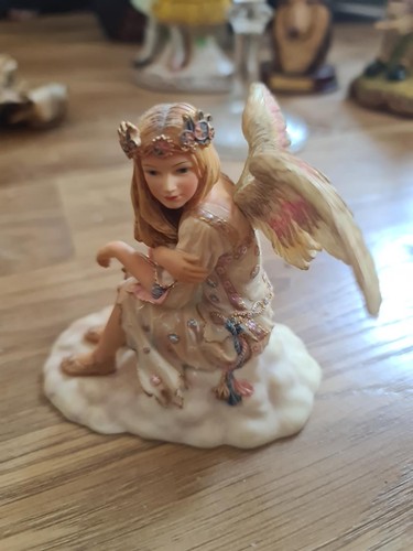 Leonardo collection angel - collection,