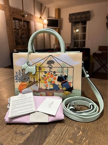 Extremely rare radley green - rare,