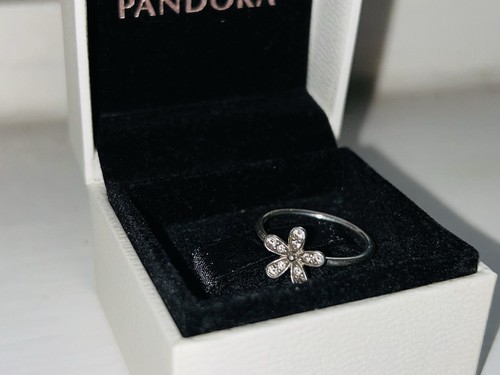 Genuine pandora dazzling daisy - dazzling,