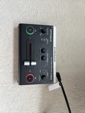 Roland V-02HD video mixer