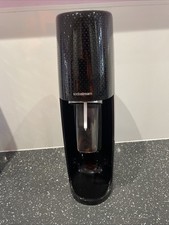 SodaStream Spirit Soda Maker with CO2 Bottle Used