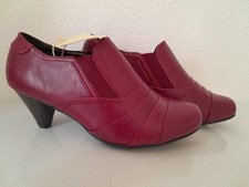 Cotton Traders Leather Cone Heel Slip On Shoes in Plum/Deep Red size 7 BNWT