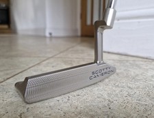 Scotty Cameron Super Select SquareBack 2 Putter / 34 Inch