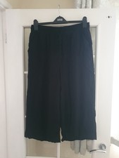 Women's Black Cropped Trousers Size 16