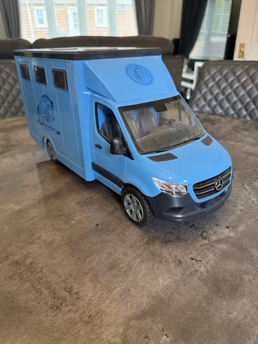Bruder horse box latest - horse, model